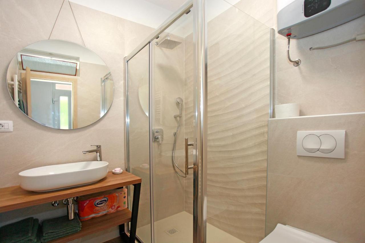 Viridis Apartment Pula Bagian luar foto